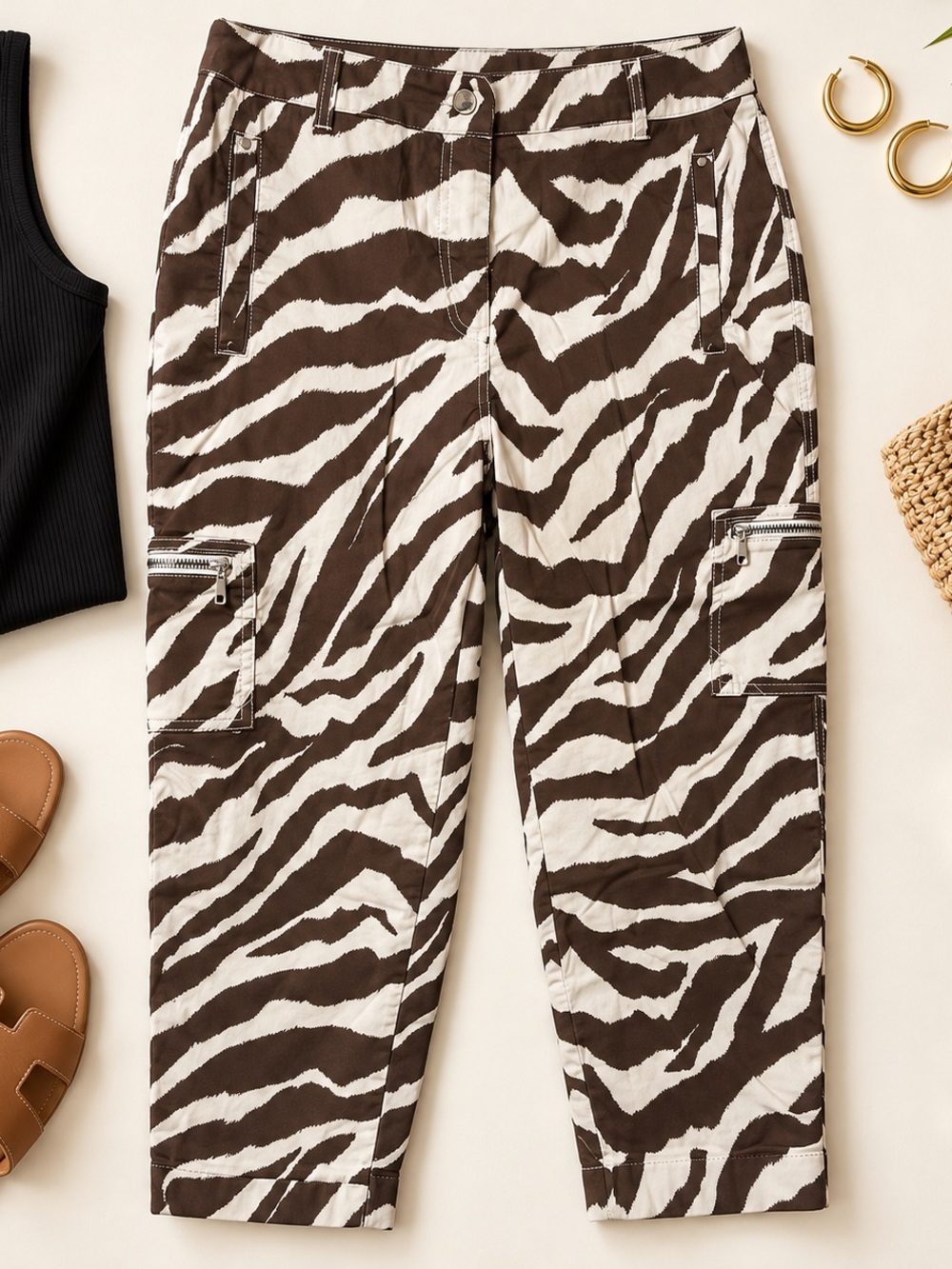 Chico’s Brown & Ivory Zebra Print Cropped Cargo Pants Size 0.5